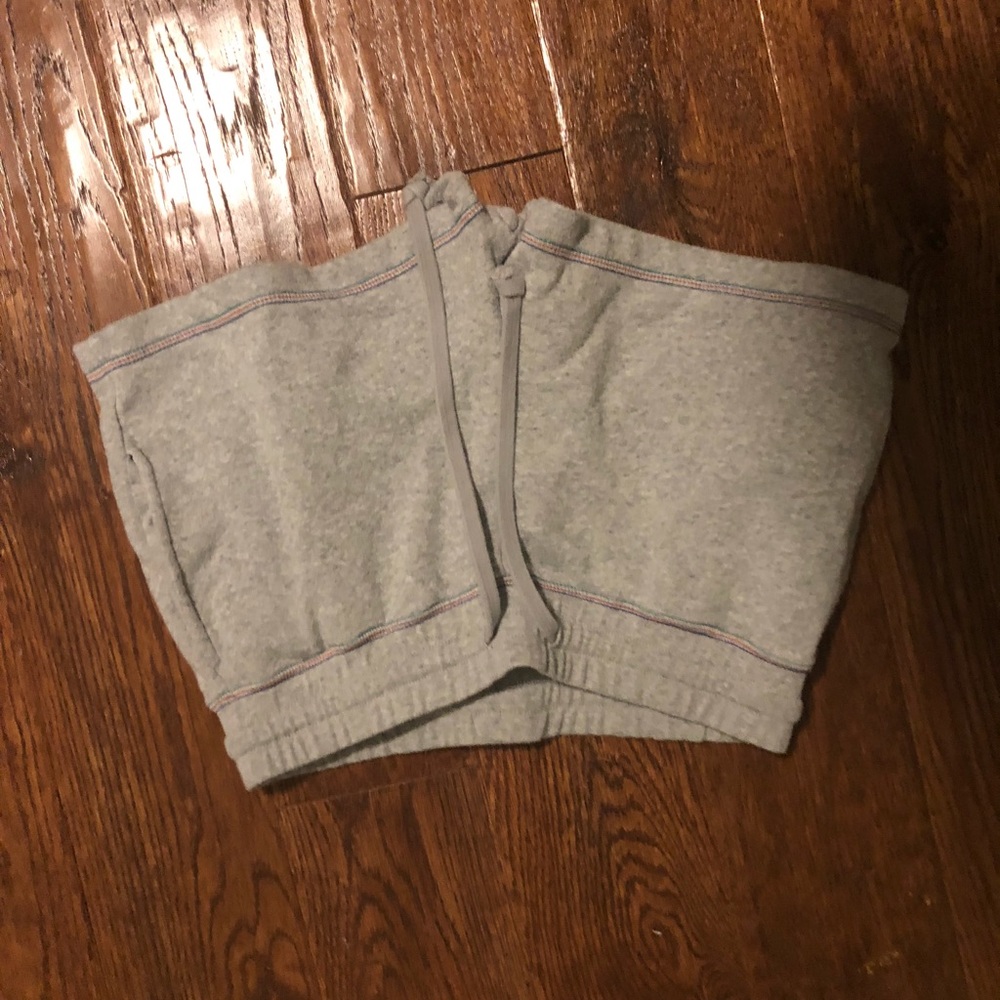 Comfy shorts bundle - Picture 2 of 6